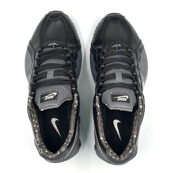 Wmns Nike Shox Junior 'Black Metallic Silver' - Picture 2 of 9
